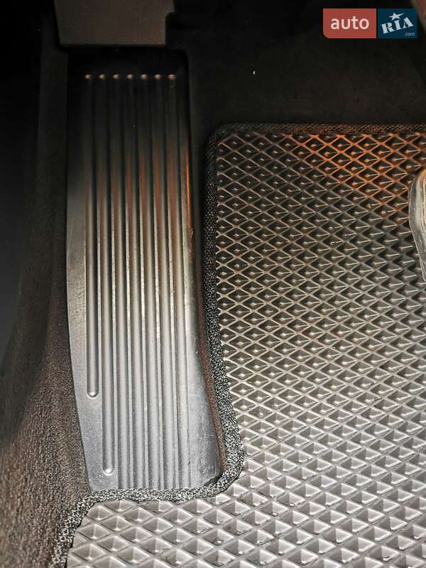 Позашляховик / Кросовер BMW X1 2011 в Одесі фото 24 Позашляховик / Кросовер BMW X1 2011 в Одесі