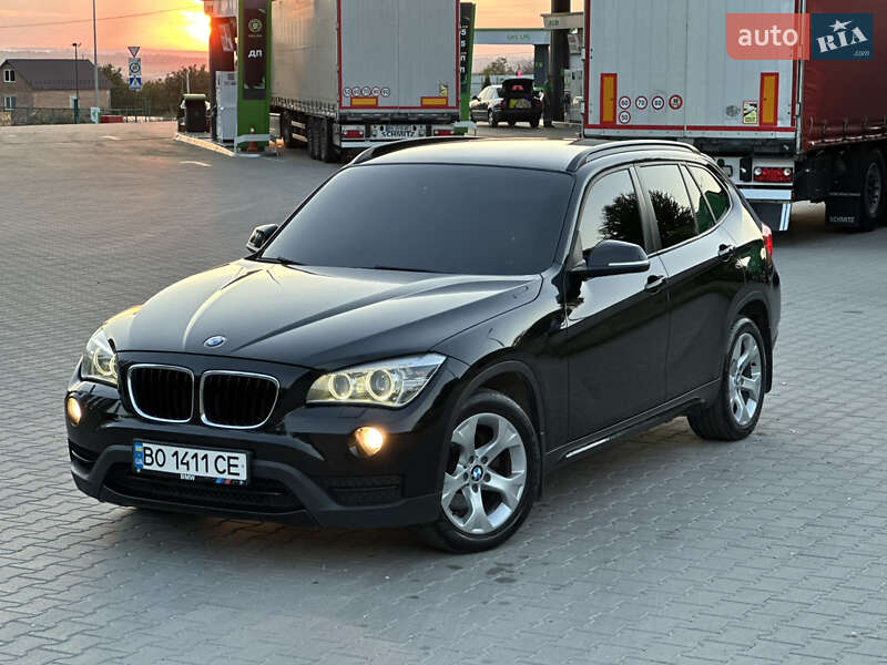 Внедорожник / Кроссовер BMW X1 2013 в Хмельницком