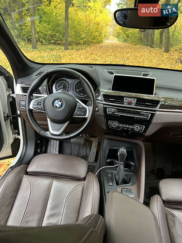 Внедорожник / Кроссовер BMW X1 2017 в Харькове