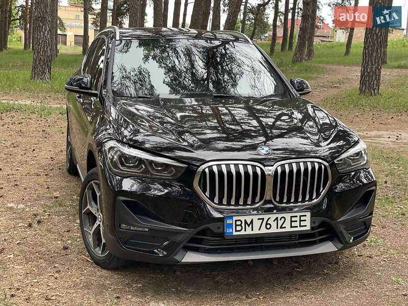 Внедорожник / Кроссовер BMW X1 2015 в Киеве