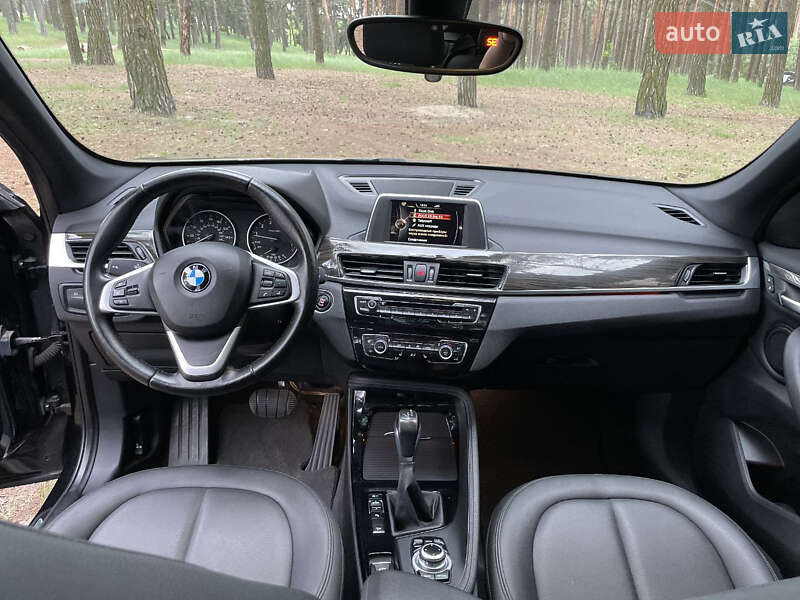 Внедорожник / Кроссовер BMW X1 2015 в Киеве