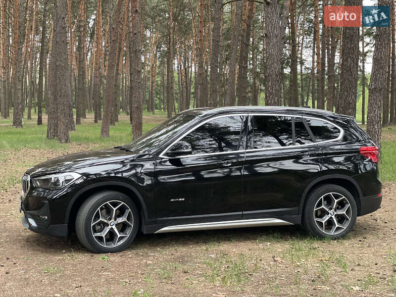 Внедорожник / Кроссовер BMW X1 2015 в Киеве