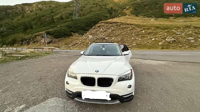 Позашляховик / Кросовер BMW X1 2013 в Рені