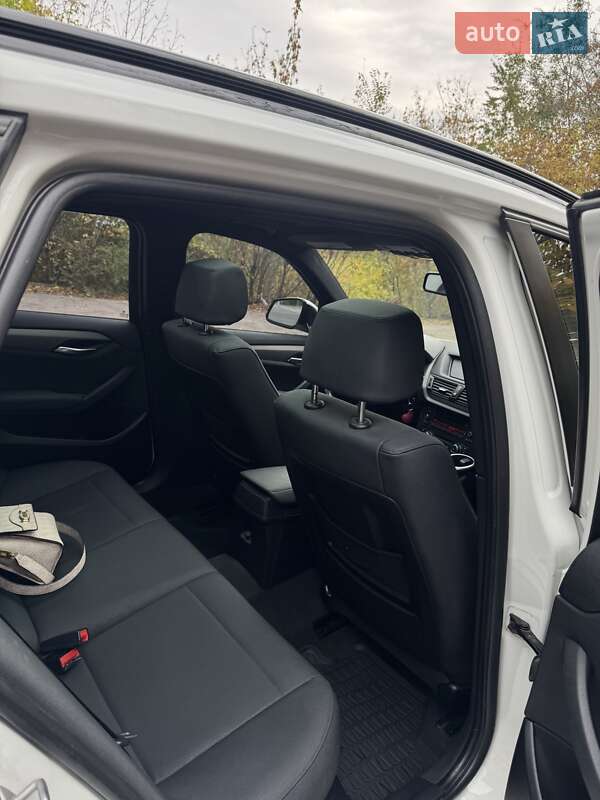 Внедорожник / Кроссовер BMW X1 2014 в Днепре фото 5 Внедорожник / Кроссовер BMW X1 2014 в Днепре