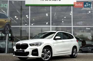 Внедорожник / Кроссовер BMW X1 2022 в Киеве