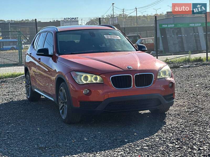 Позашляховик / Кросовер BMW X1 2013 в Луцьку фото 3 Позашляховик / Кросовер BMW X1 2013 в Луцьку