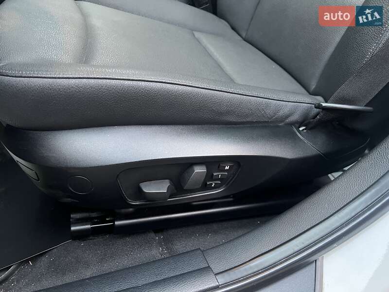 Внедорожник / Кроссовер BMW X1 2013 в Одессе