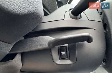 Внедорожник / Кроссовер BMW X1 2015 в 