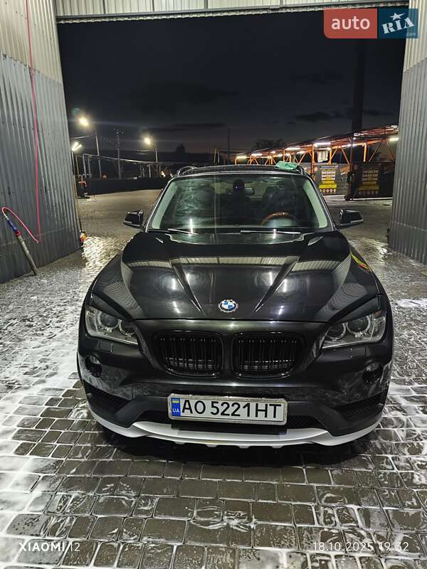 Внедорожник / Кроссовер BMW X1 2012 в Мукачево