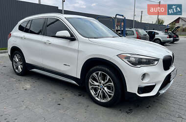Внедорожник / Кроссовер BMW X1 2016 в 