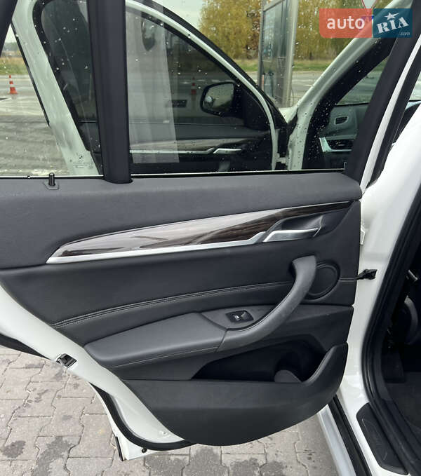 Внедорожник / Кроссовер BMW X1 2016 в Ирпене фото 15 Внедорожник / Кроссовер BMW X1 2016 в Ирпене