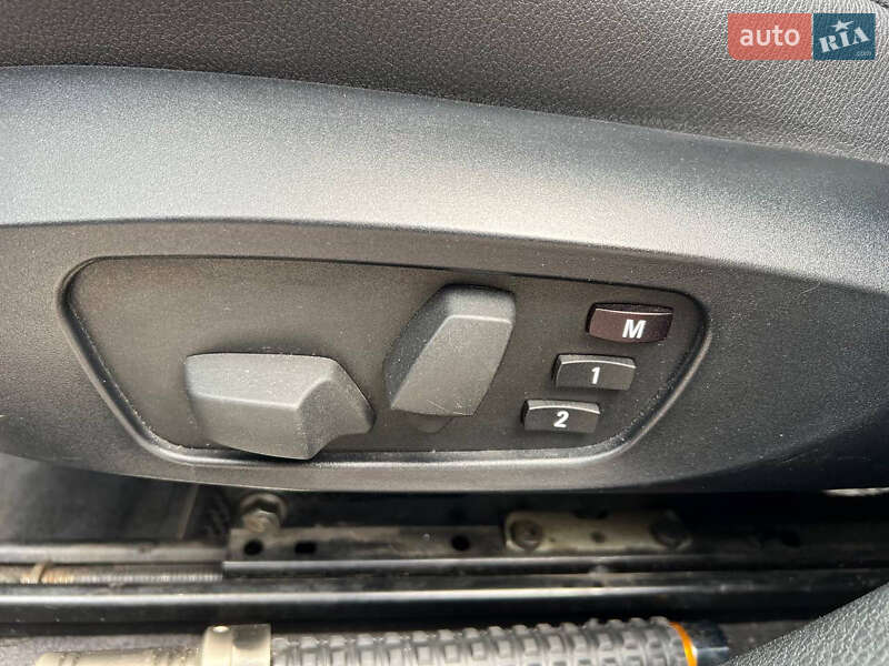 Внедорожник / Кроссовер BMW X1 2012 в Днепре фото 13 Внедорожник / Кроссовер BMW X1 2012 в Днепре