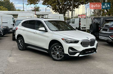 Внедорожник / Кроссовер BMW X1 2019 в 