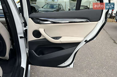 Внедорожник / Кроссовер BMW X1 2019 в 