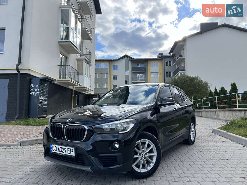 Внедорожник / Кроссовер BMW X1 2016 в Тернополе фото 4 Внедорожник / Кроссовер BMW X1 2016 в Тернополе
