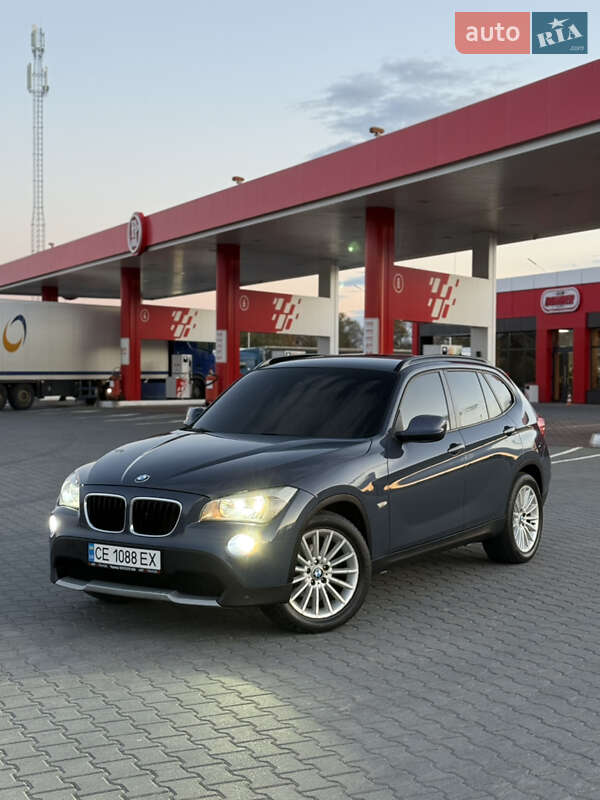 Внедорожник / Кроссовер BMW X1 2011 в Черновцах