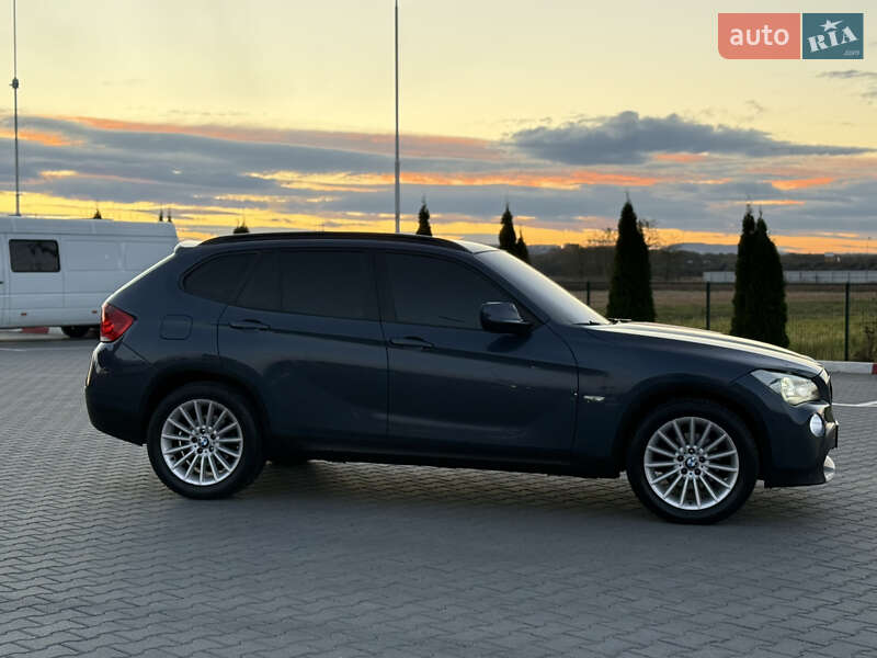 Внедорожник / Кроссовер BMW X1 2011 в Черновцах