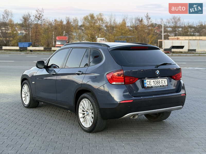 Внедорожник / Кроссовер BMW X1 2011 в Черновцах