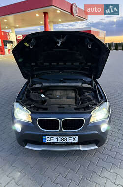 Позашляховик / Кросовер BMW X1 2011 в  фото 53 Позашляховик / Кросовер BMW X1 2011 в