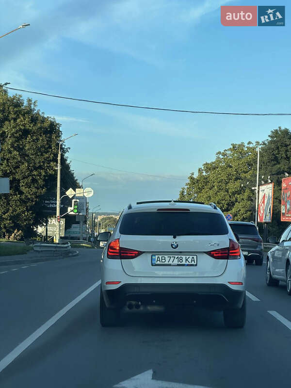 Внедорожник / Кроссовер BMW X1 2012 в Хмельницком