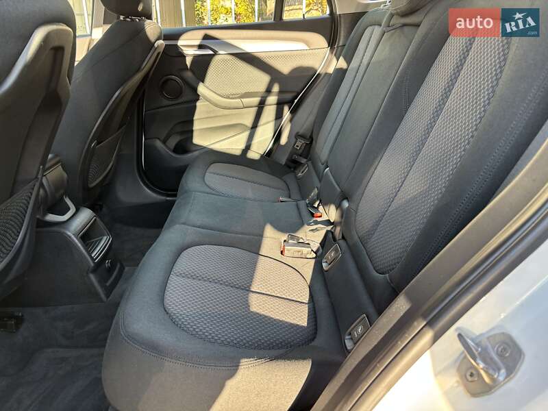 Внедорожник / Кроссовер BMW X1 2017 в Черкассах фото 29 Внедорожник / Кроссовер BMW X1 2017 в Черкассах