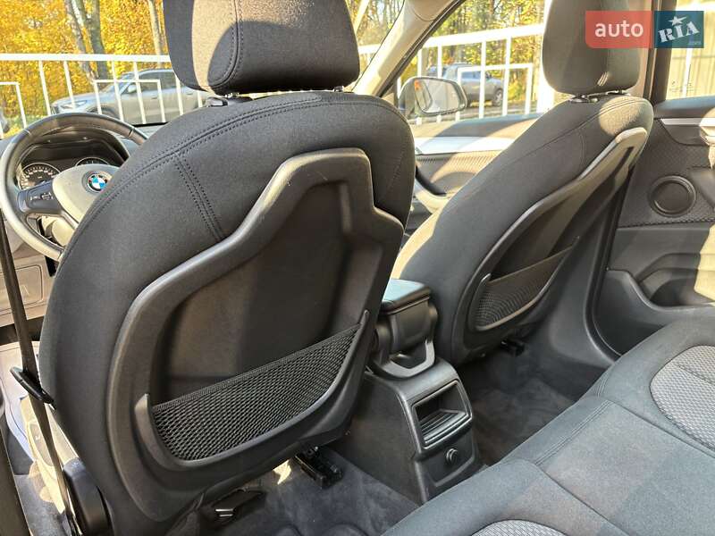 Внедорожник / Кроссовер BMW X1 2017 в Черкассах фото 30 Внедорожник / Кроссовер BMW X1 2017 в Черкассах