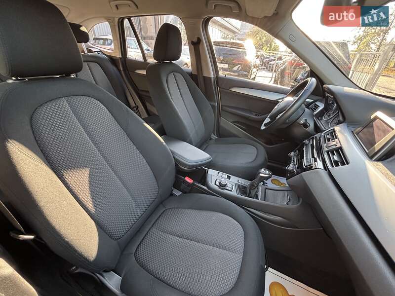 Внедорожник / Кроссовер BMW X1 2017 в Черкассах фото 33 Внедорожник / Кроссовер BMW X1 2017 в Черкассах