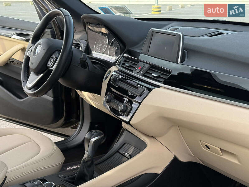 Внедорожник / Кроссовер BMW X1 2017 в Львове фото 23 Внедорожник / Кроссовер BMW X1 2017 в Львове