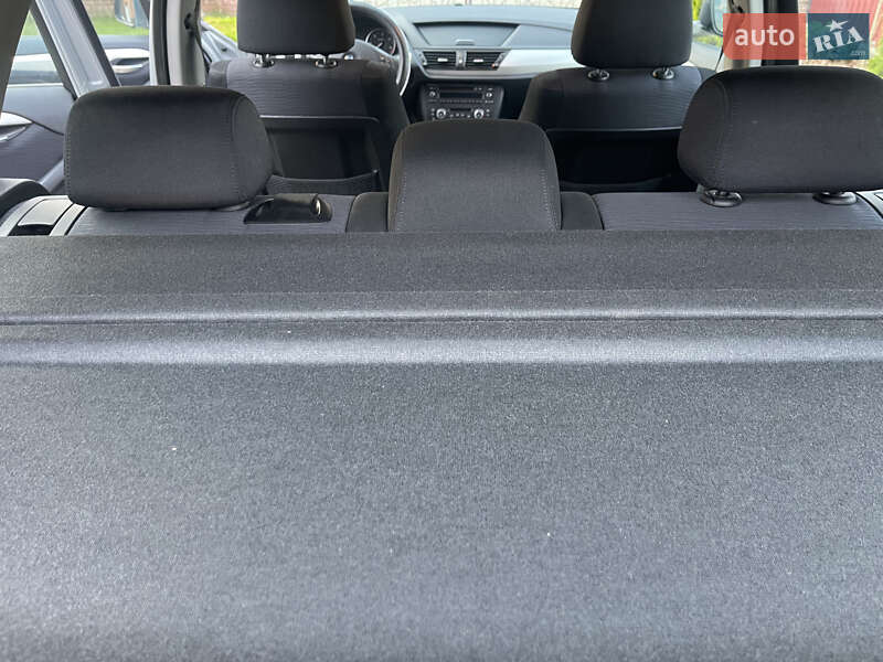 Позашляховик / Кросовер BMW X1 2014 в Чернівцях