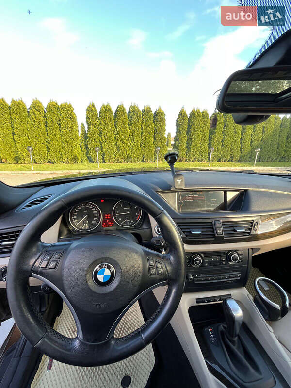 Внедорожник / Кроссовер BMW X1 2010 в Дунаевцах