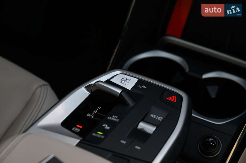 Внедорожник / Кроссовер BMW X1 2023 в Ужгороде