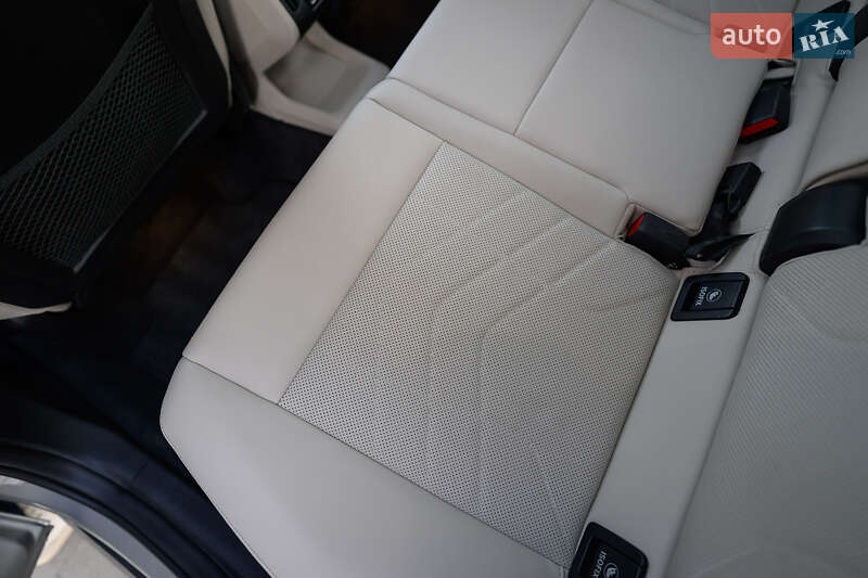 Внедорожник / Кроссовер BMW X1 2023 в Ужгороде