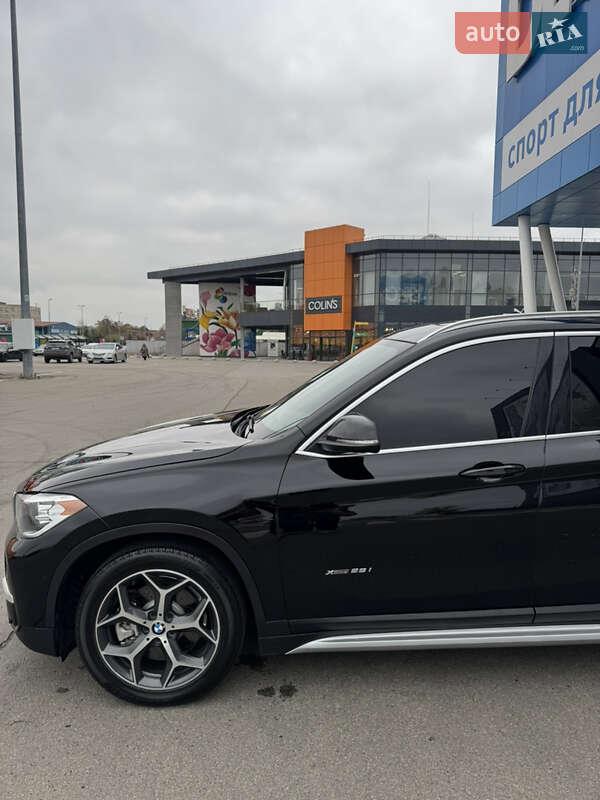 Внедорожник / Кроссовер BMW X1 2016 в Умани