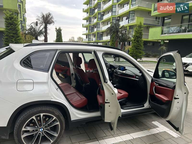 Внедорожник / Кроссовер BMW X1 2014 в Измаиле