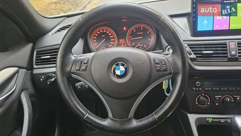 Внедорожник / Кроссовер BMW X1 2011 в Николаеве