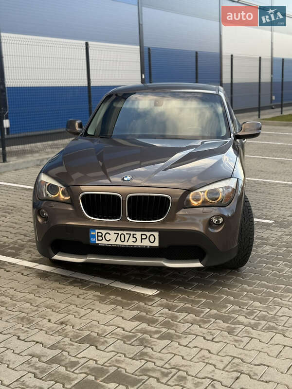 Внедорожник / Кроссовер BMW X1 2011 в Львове фото 3 Внедорожник / Кроссовер BMW X1 2011 в Львове