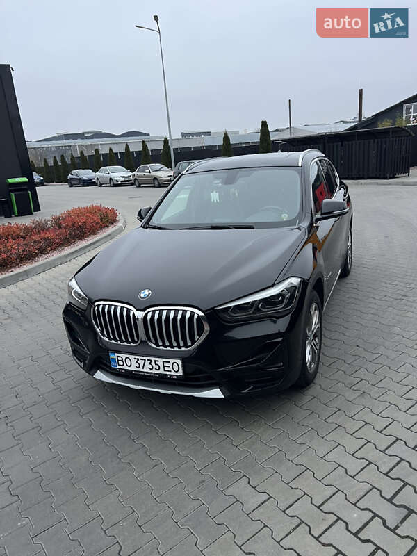 Внедорожник / Кроссовер BMW X1 2017 в Тернополе фото 3 Внедорожник / Кроссовер BMW X1 2017 в Тернополе
