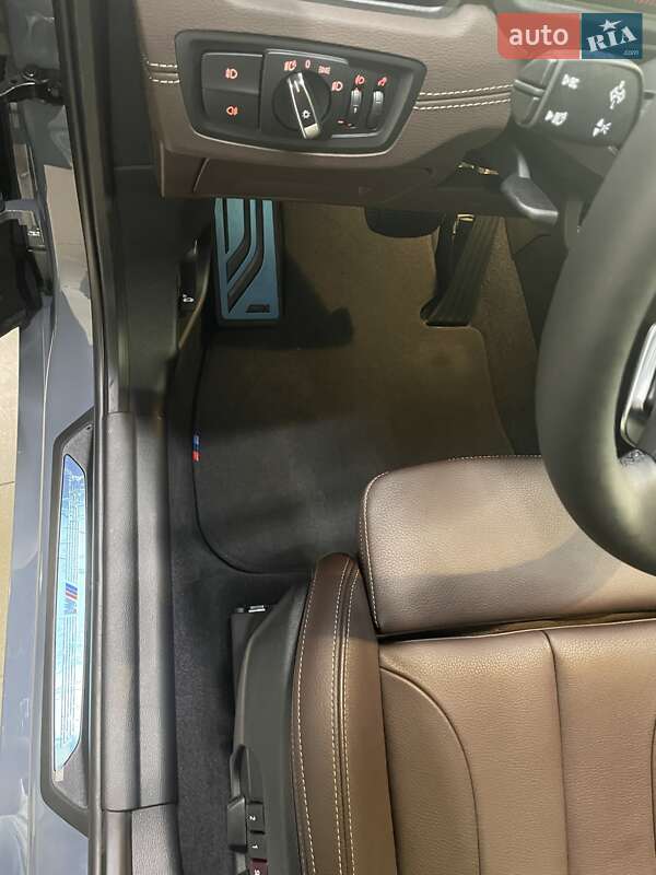 Позашляховик / Кросовер BMW X1 2022 в Києві фото 8 Позашляховик / Кросовер BMW X1 2022 в Києві