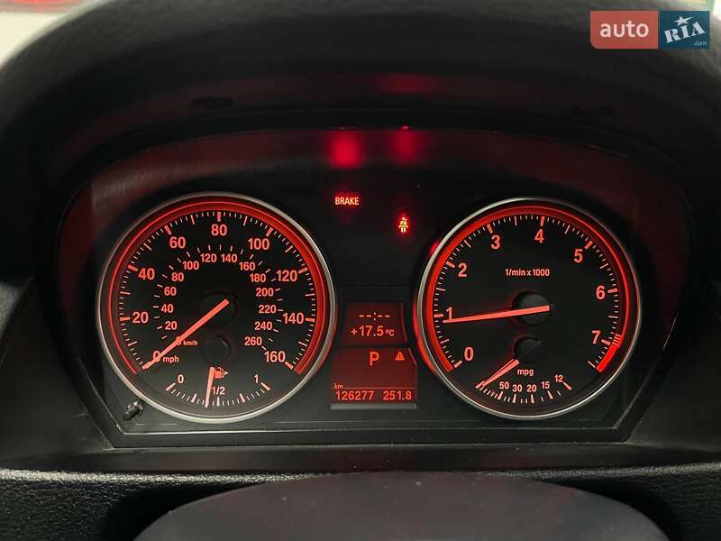 Внедорожник / Кроссовер BMW X1 2014 в Киеве