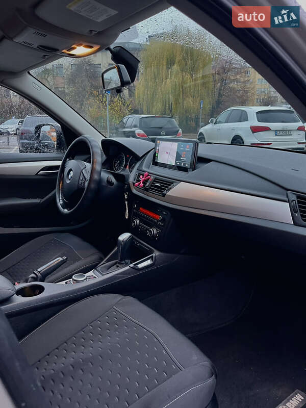 Позашляховик / Кросовер BMW X1 2011 в Чернівцях