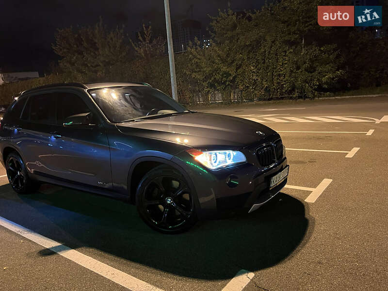 Внедорожник / Кроссовер BMW X1 2014 в Киеве