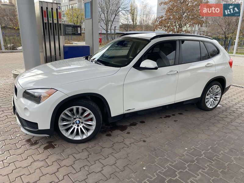 Позашляховик / Кросовер BMW X1 2014 в Миколаєві