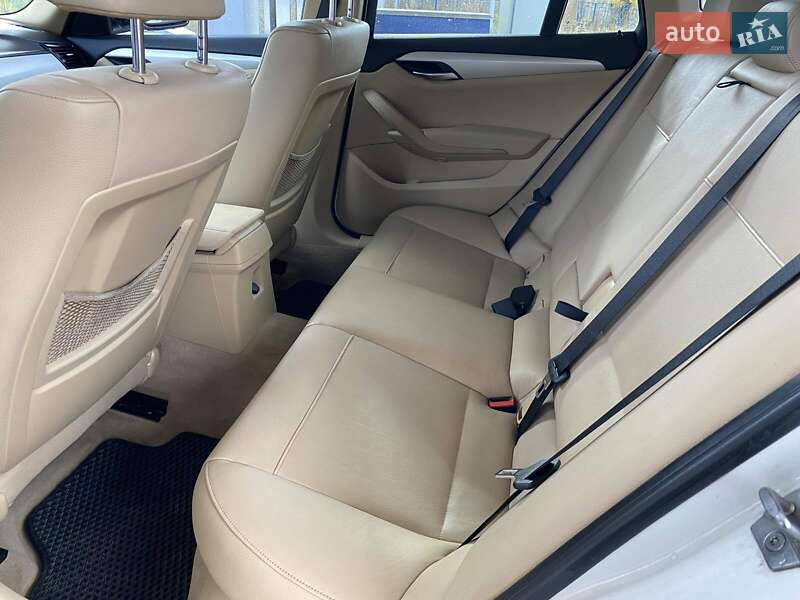 Позашляховик / Кросовер BMW X1 2014 в Миколаєві