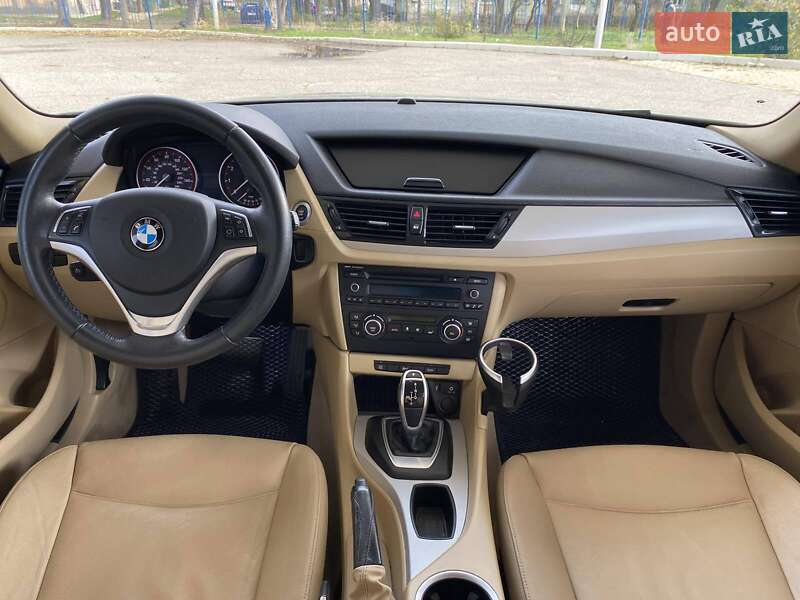 Позашляховик / Кросовер BMW X1 2014 в Миколаєві
