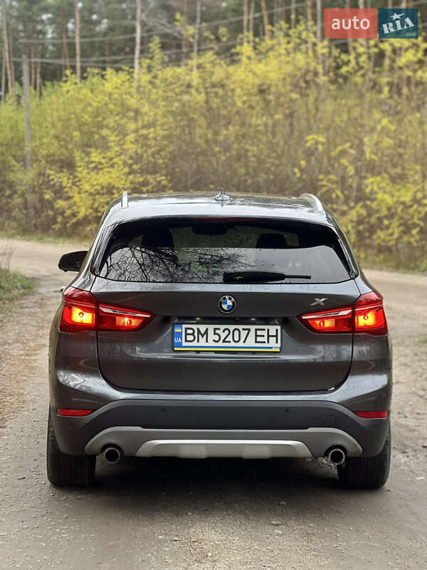 Внедорожник / Кроссовер BMW X1 2016 в Киеве