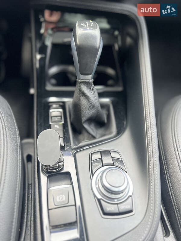 Внедорожник / Кроссовер BMW X1 2016 в Киеве