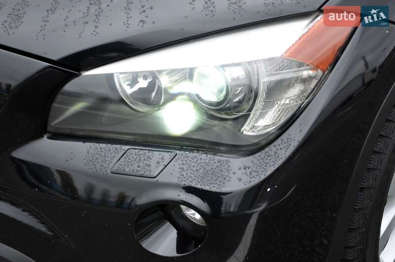 Внедорожник / Кроссовер BMW X1 2013 в Киеве
