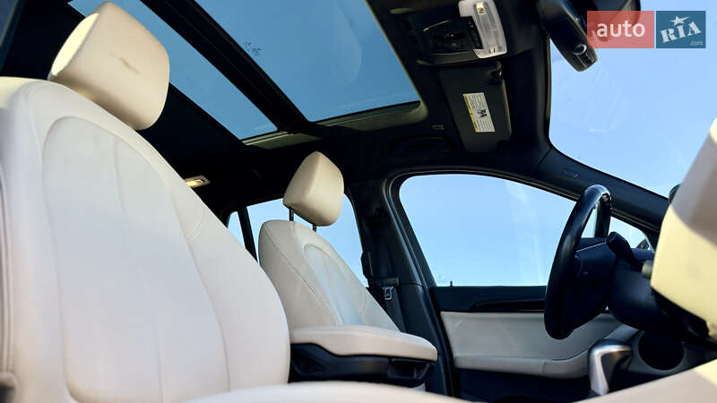 Внедорожник / Кроссовер BMW X1 2018 в Львове фото 17 Внедорожник / Кроссовер BMW X1 2018 в Львове