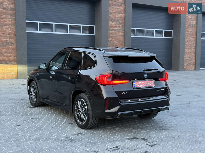 Внедорожник / Кроссовер BMW X1 2025 в Черновцах