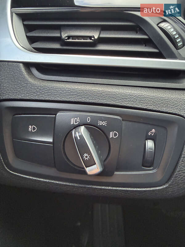 Внедорожник / Кроссовер BMW X1 2015 в Львове фото 24 Внедорожник / Кроссовер BMW X1 2015 в Львове